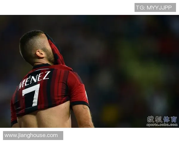 因扎吉足球明星壁纸精选展现传奇风采与激情瞬间